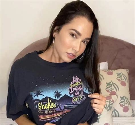 karlee grey weight|Karlee Grey Wiki, Bio, age, height, family, photos, videos, net worth